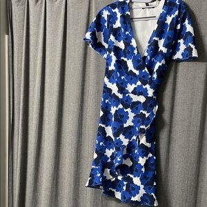 Banana Republic Blue and White Floral Midi Dress